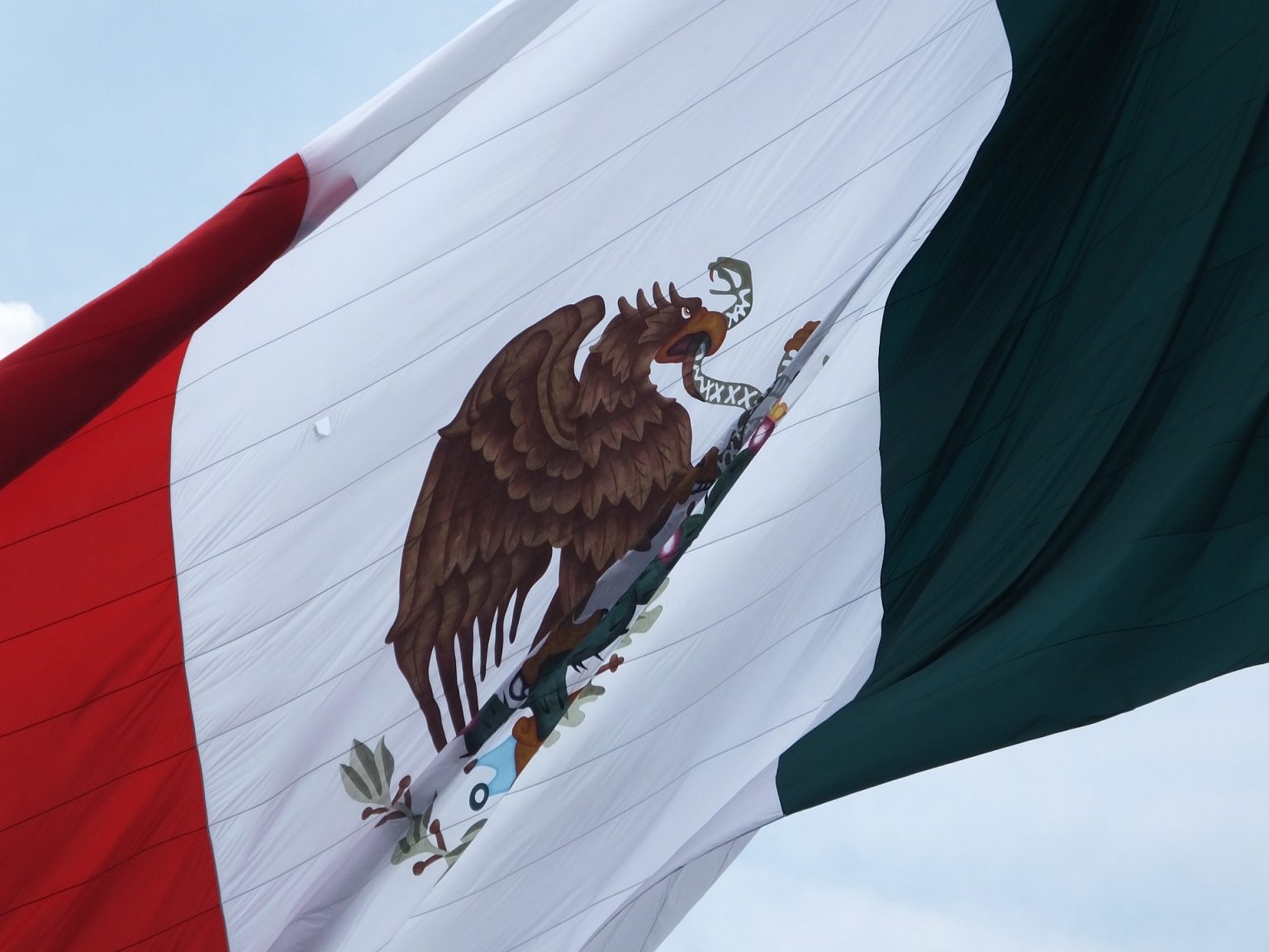 ¿Cuánto vale un Centenario? Descubre su precio actualizado 2024